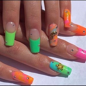 Meet your Posher, Priscilla